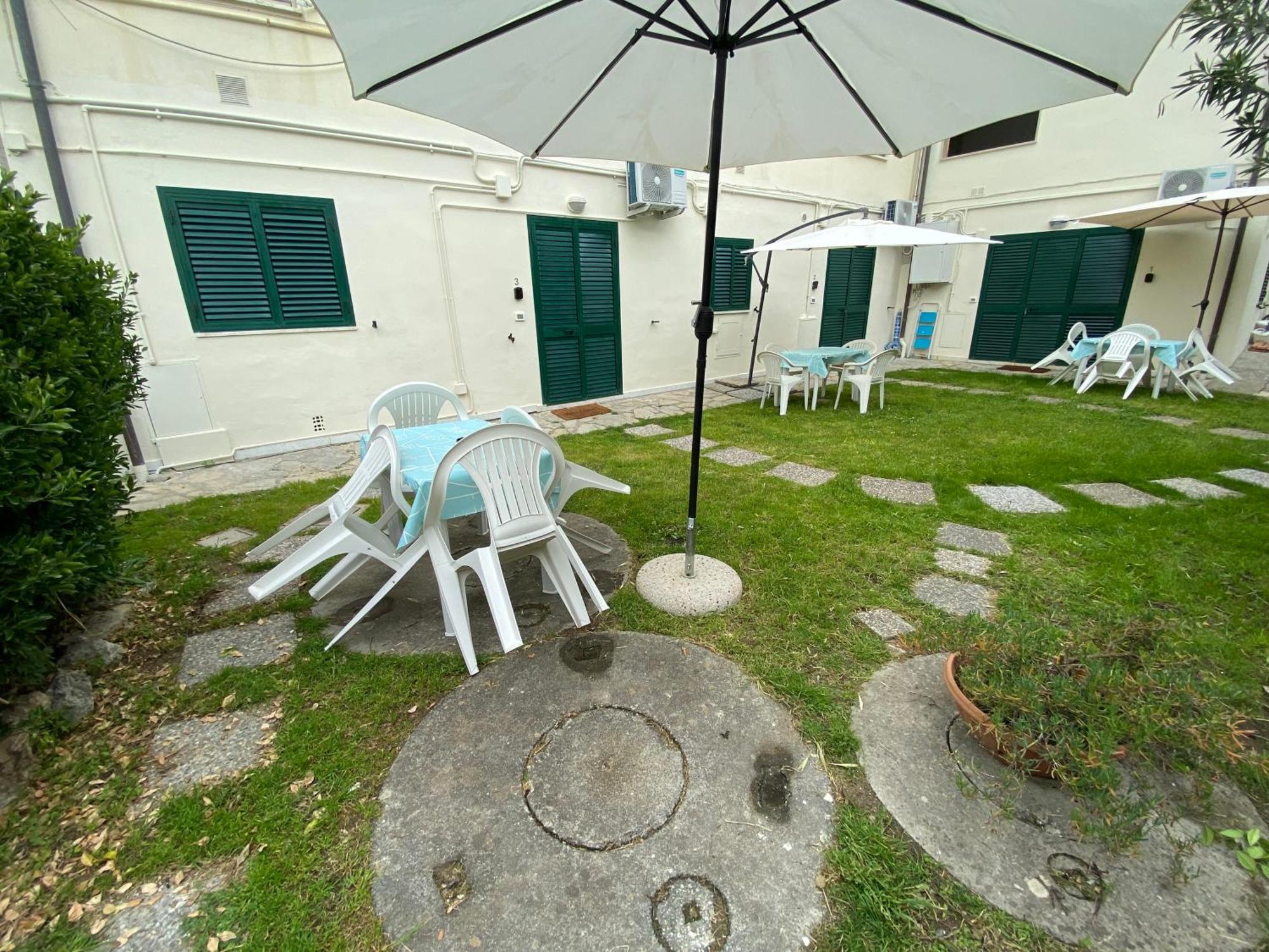 Le Tre Isolette A 200M Dal Mare Daire Marina Di Pisa Dış mekan fotoğraf