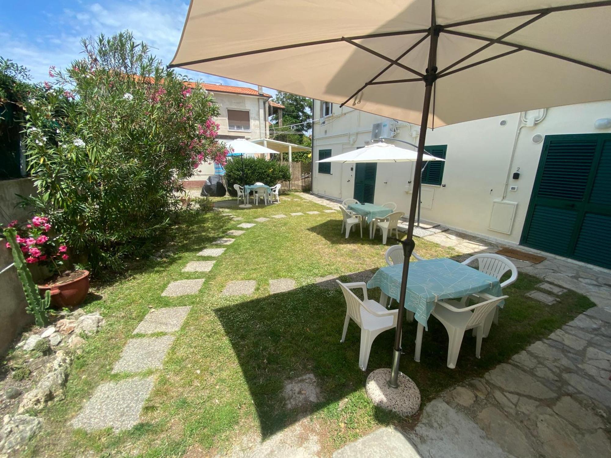 Le Tre Isolette A 200M Dal Mare Daire Marina Di Pisa Dış mekan fotoğraf