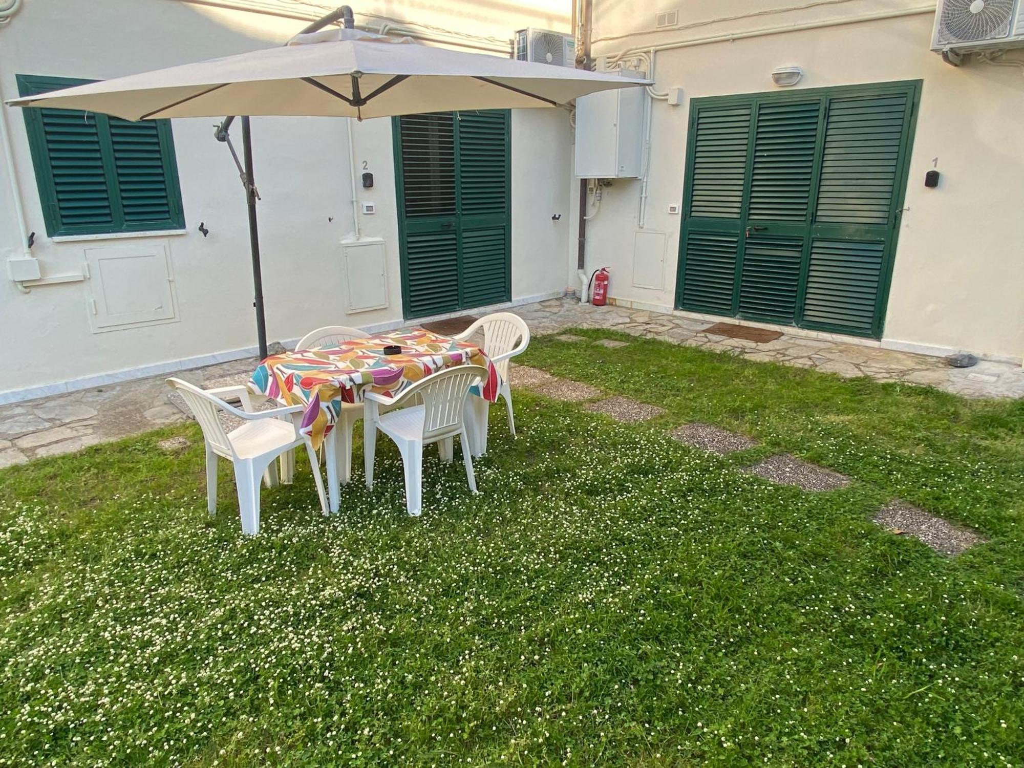 Le Tre Isolette A 200M Dal Mare Daire Marina Di Pisa Dış mekan fotoğraf