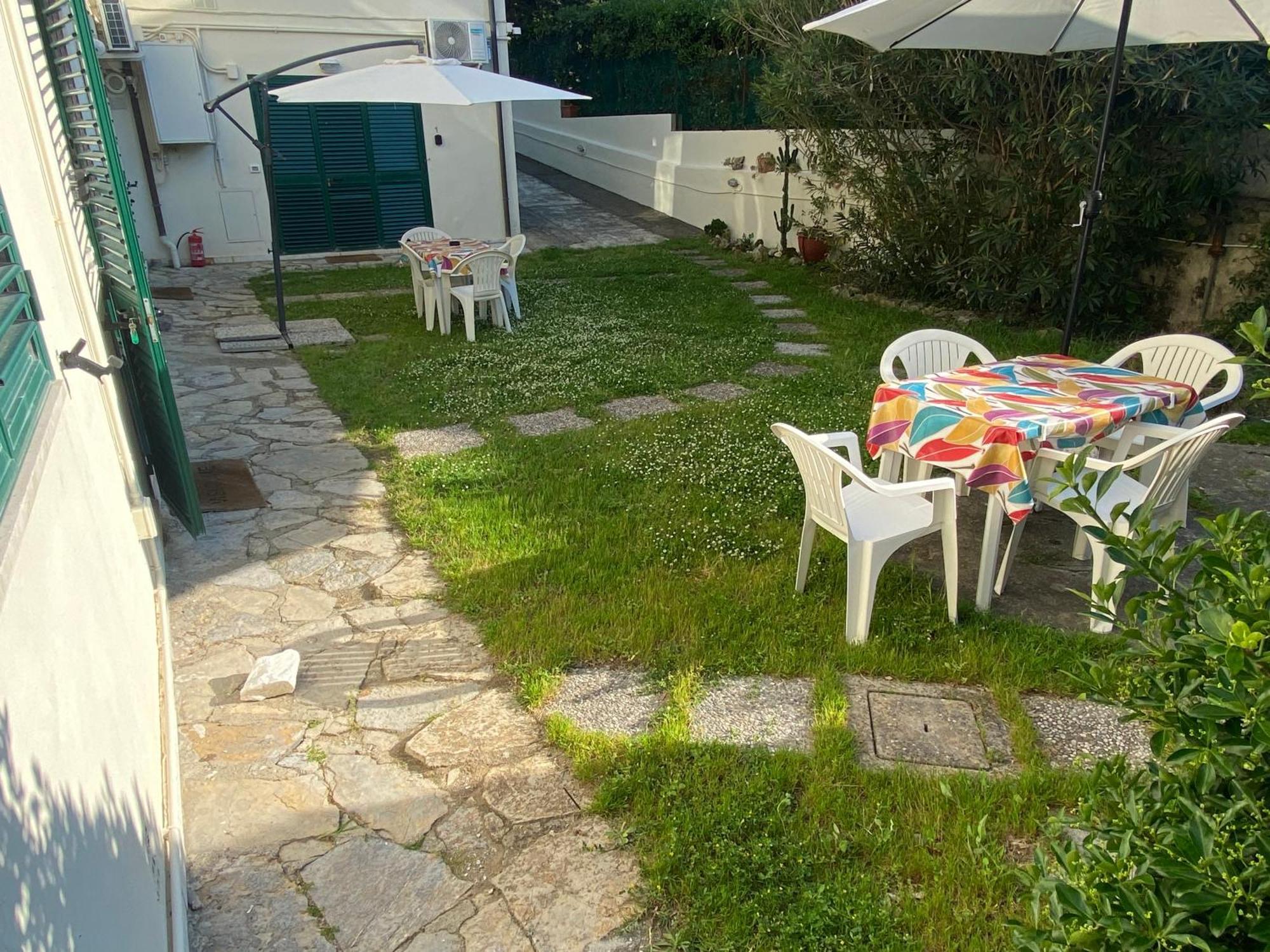 Le Tre Isolette A 200M Dal Mare Daire Marina Di Pisa Dış mekan fotoğraf